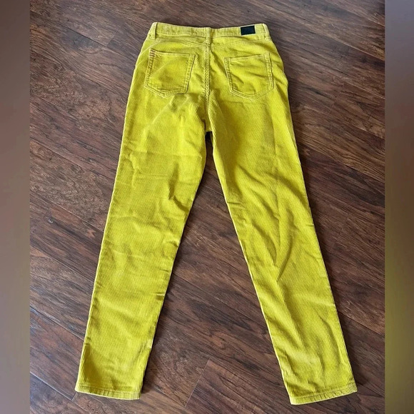 BDG Urban Outfitters Mustard Yellow Corduroy Mom Jeans- Size 28 - Picture 2 of 12